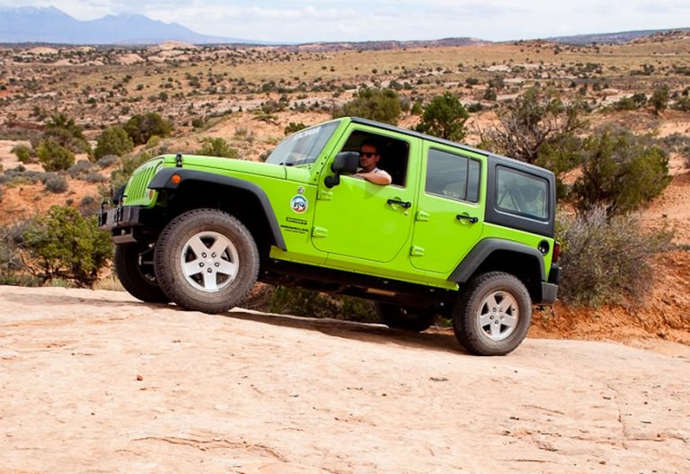 Modified-4-door-Wrangler-rental